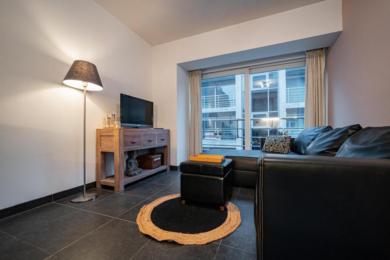 Appartement Miete - Dichtbij Strand En Winkels Bredene Ngoại thất bức ảnh
